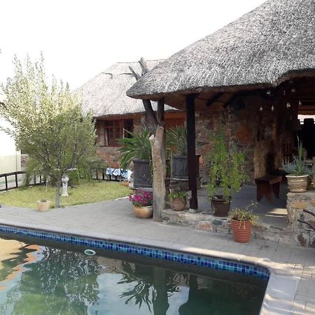 A New Earth Guest Lodge Francistown Extérieur photo