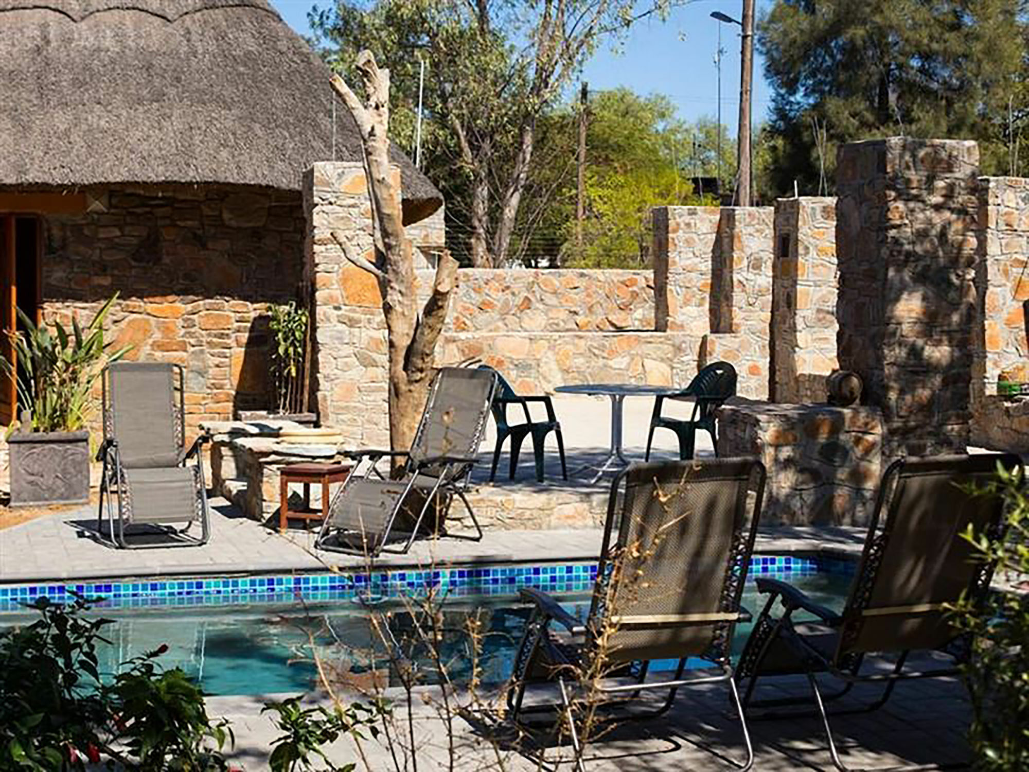A New Earth Guest Lodge Francistown Extérieur photo