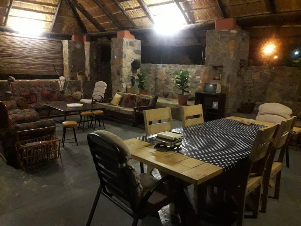A New Earth Guest Lodge Francistown Extérieur photo